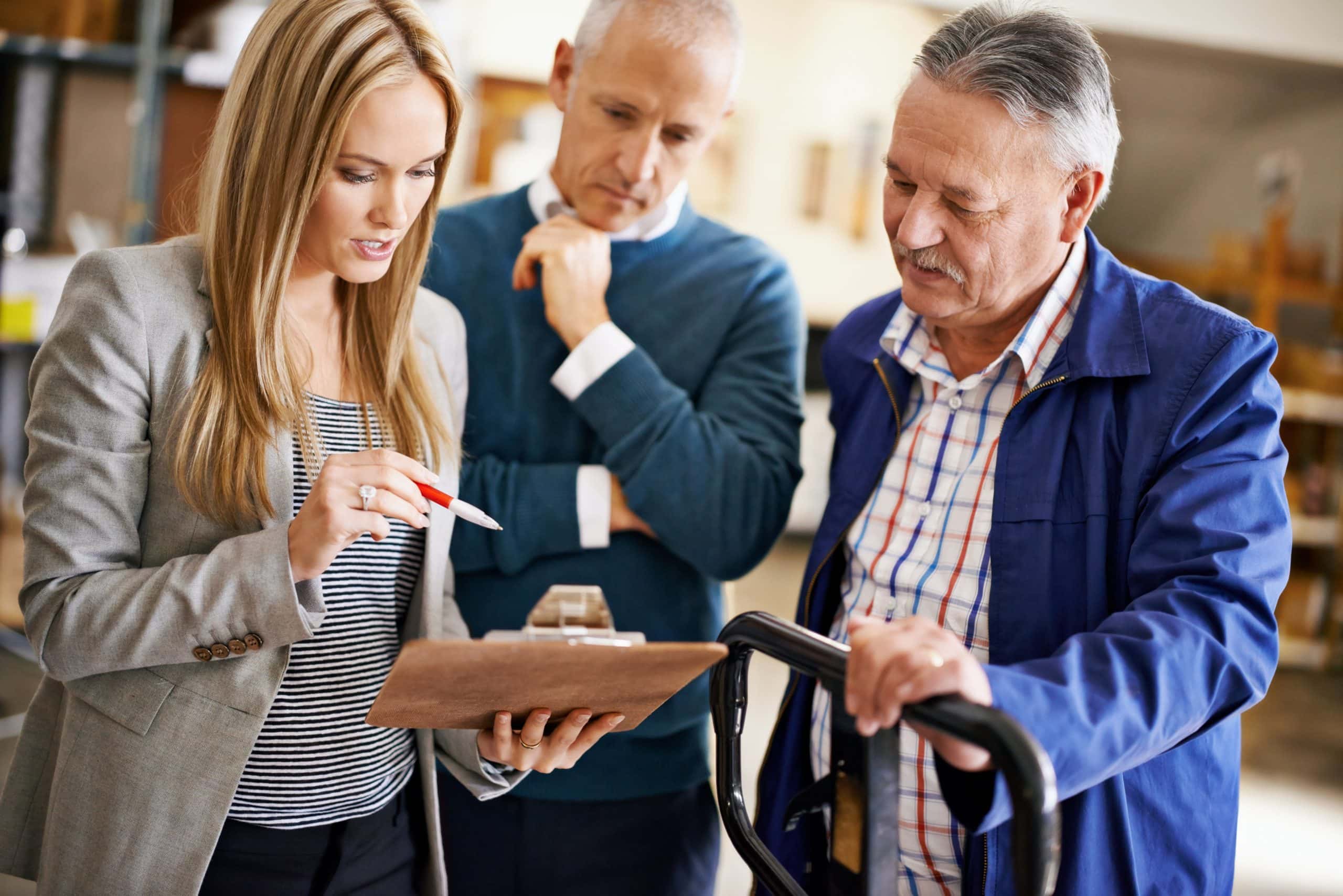 לא רק צוואה: כלים מתקדמים להעברה בין דורית בחברות עם נכסים מורכבים